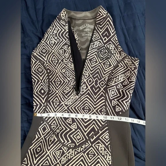 Billabong Geometric Patterned Swimsuit - Black and White - Picture 3 of 8